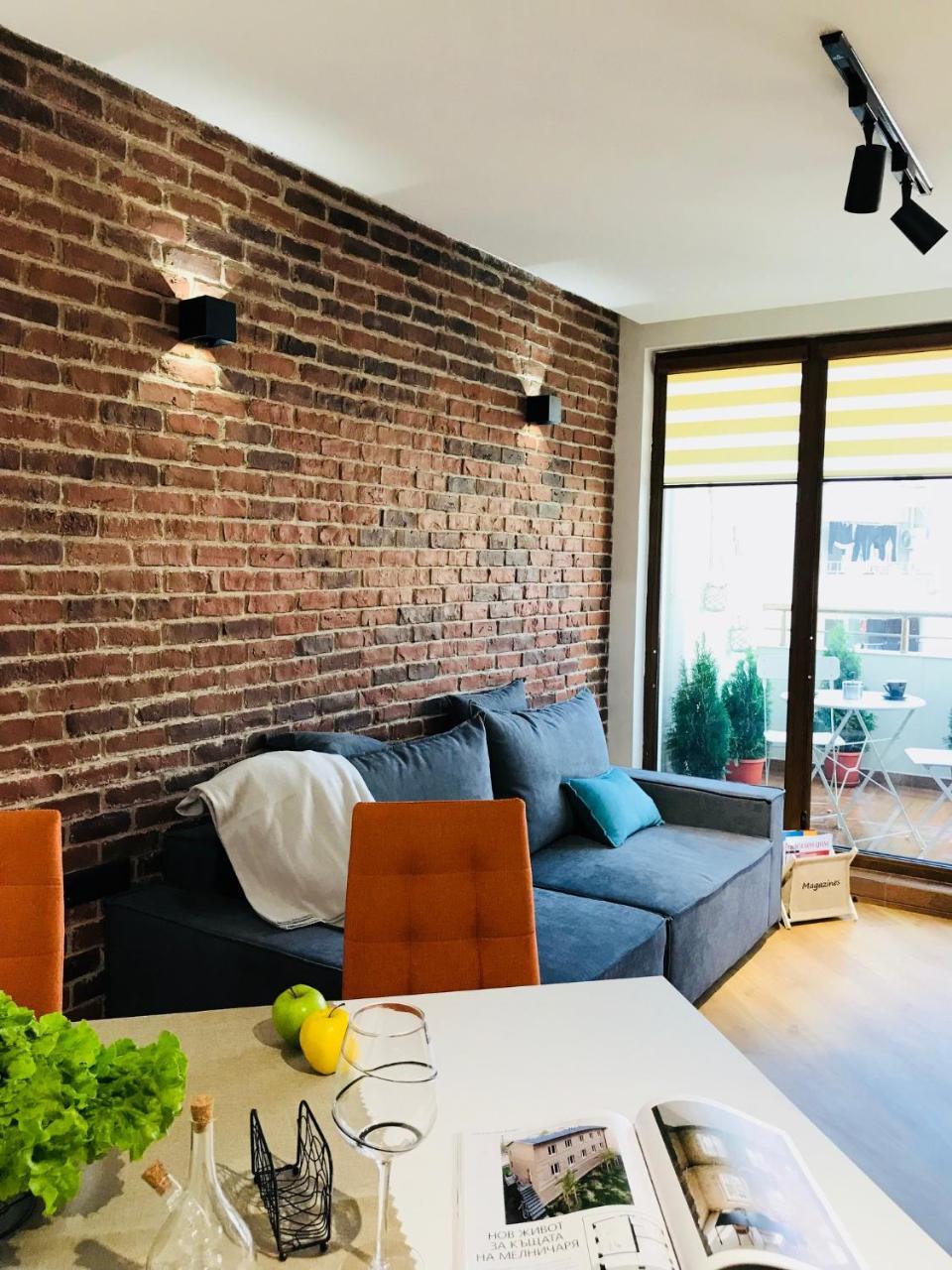 Bright, Comfortable And Cozy Apartment 부르가스 외부 사진