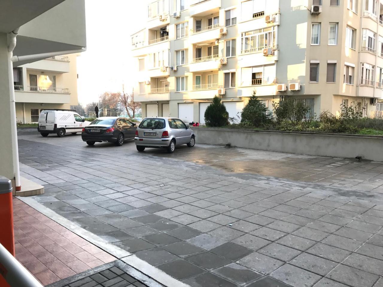Bright, Comfortable And Cozy Apartment 부르가스 외부 사진